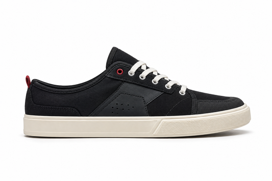 Star 70s Ox Comme des Garçons Play Black